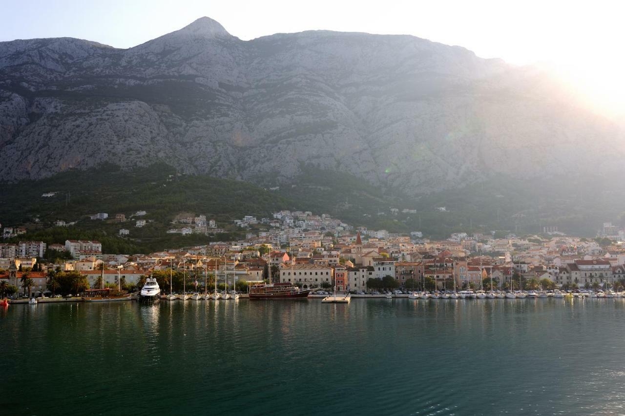 Milic Apartments Makarska Eksteriør billede